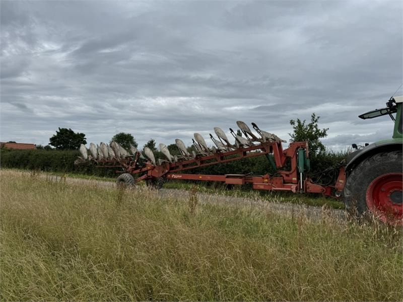 Kverneland Kverneland 10 Furrow RW100 Varimat Plough **Video - Arado: foto 1 Kverneland Kverneland 10 Furrow RW100 Varimat Plough **Video - Arado: foto 1