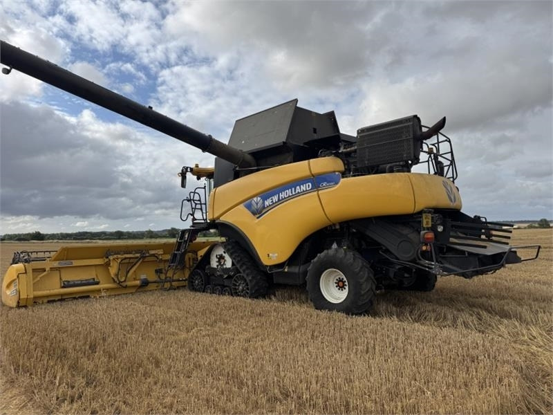New Holland New Holland CR9090 Rotary Combine **Video Below** - Equipamento para colheitadeira: foto 3 New Holland New Holland CR9090 Rotary Combine **Video Below** - Equipamento para colheitadeira: foto 3