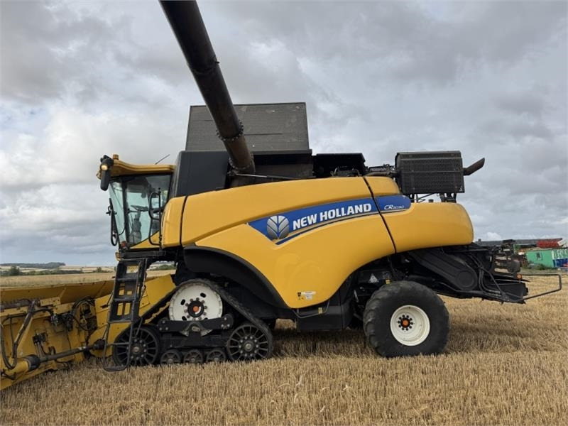 New Holland New Holland CR9090 Rotary Combine **Video Below** - Equipamento para colheitadeira: foto 2 New Holland New Holland CR9090 Rotary Combine **Video Below** - Equipamento para colheitadeira: foto 2