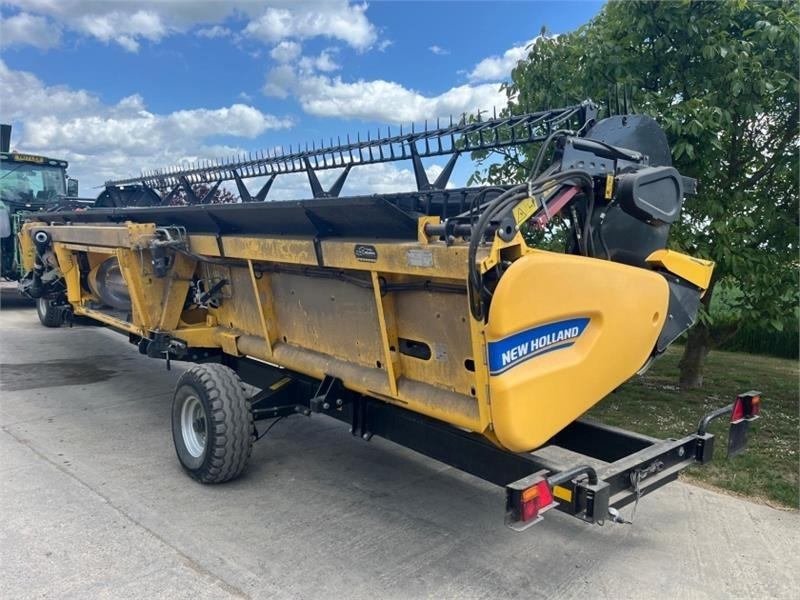 New Holland New Holland DXRN 30 Draper Header - Equipamento para colheitadeira: foto 4 New Holland New Holland DXRN 30 Draper Header - Equipamento para colheitadeira: foto 4