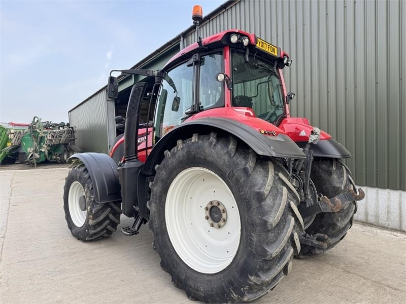 Valtra T194 Versu - Trator: foto 2 Valtra T194 Versu - Trator: foto 2