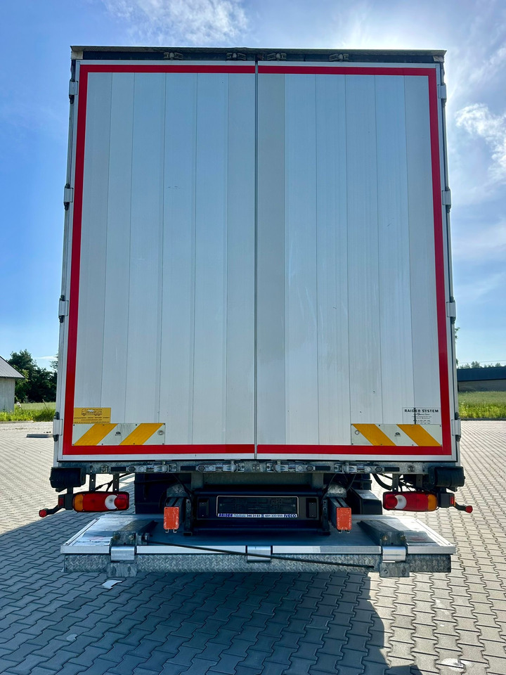 IVECO EUROCARGO 180-280 / FIRANKA / WINDA / 20 PALET / 80 TYŚ KM / 2023 ROK / 9 223 KG ŁADOWNOŚ - Camião de lona: foto 5 IVECO EUROCARGO 180-280 / FIRANKA / WINDA / 20 PALET / 80 TYŚ KM / 2023 ROK / 9 223 KG ŁADOWNOŚ - Camião de lona: foto 5