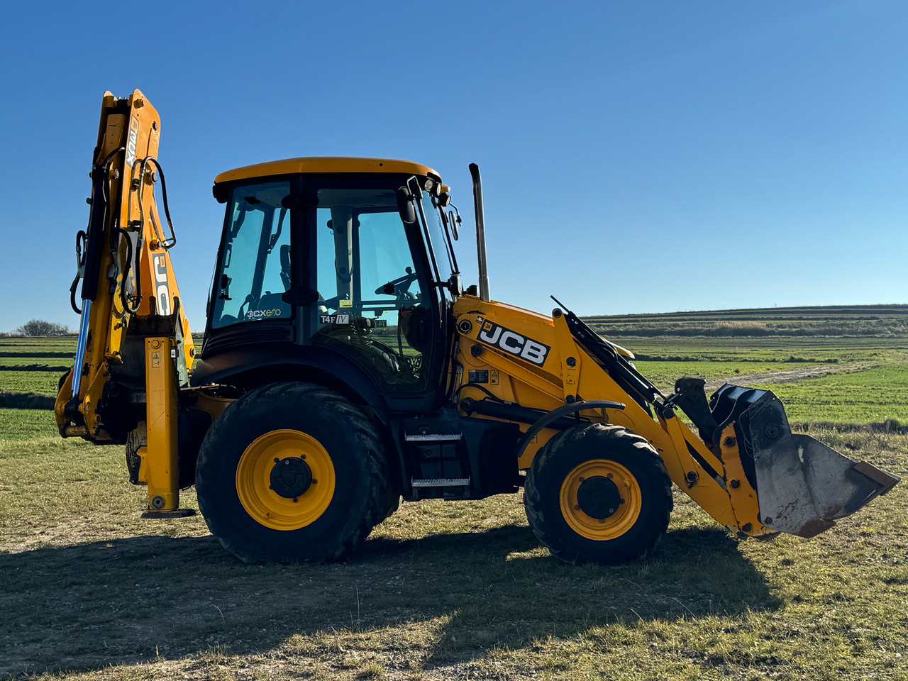 JCB 3CX / KOPARKO-ŁADOWARKA / 2019 ROK / 4200 MTH / KLIMATYZACJA / SPROWADZONA - Retroescavadeira: foto 5 JCB 3CX / KOPARKO-ŁADOWARKA / 2019 ROK / 4200 MTH / KLIMATYZACJA / SPROWADZONA - Retroescavadeira: foto 5