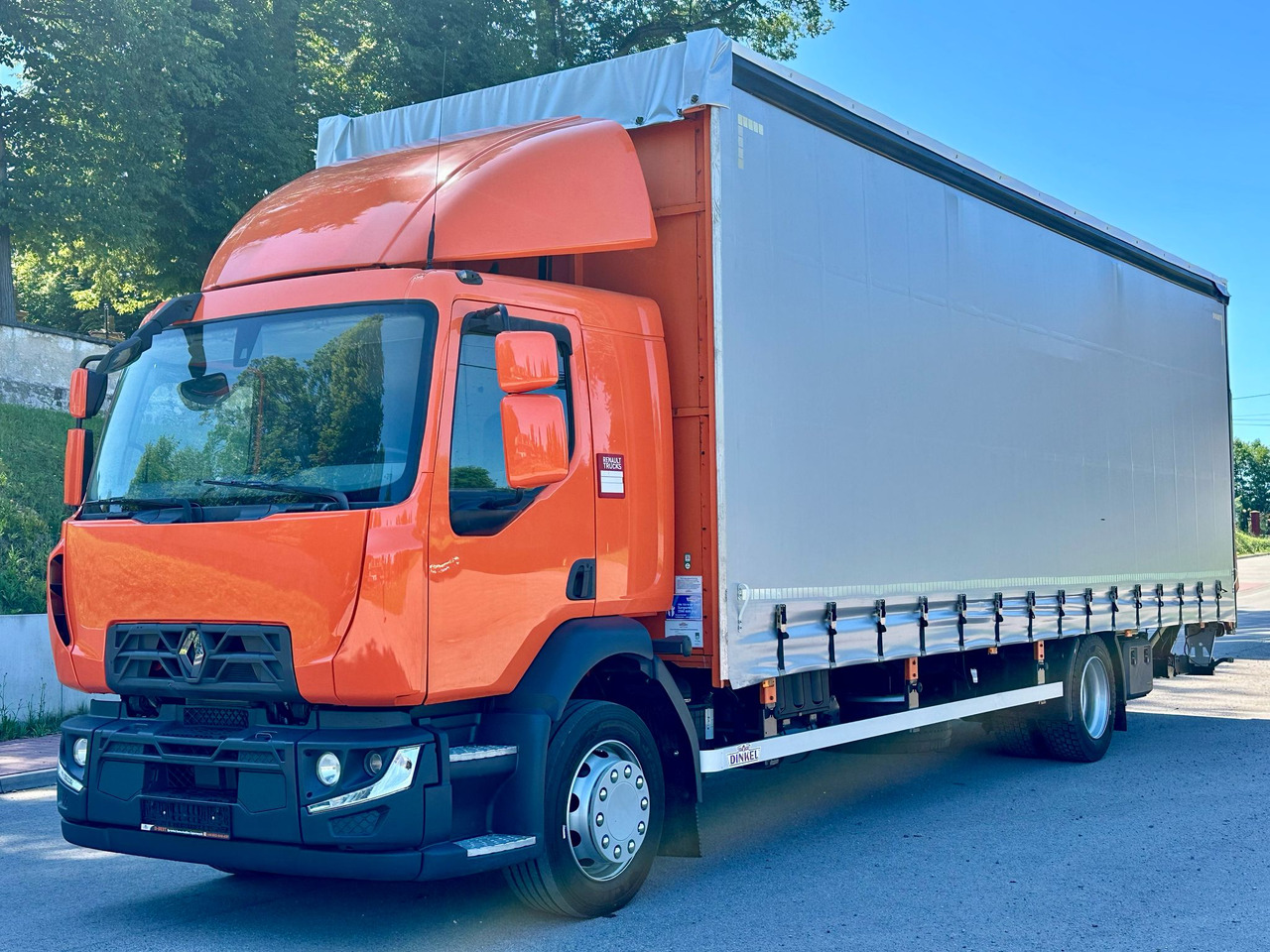 RENAULT D 18 / 280 / FIRANKA / WINDA / 8.6 M DŁUGOŚCI / 21 EUROPALET / NOWE OPONY / ŁADOWNOŚĆ 9.380 KG / AUTOMAT / SERWISOWANA / SPROWADZONA - Camião de lona: foto 2 RENAULT D 18 / 280 / FIRANKA / WINDA / 8.6 M DŁUGOŚCI / 21 EUROPALET / NOWE OPONY / ŁADOWNOŚĆ 9.380 KG / AUTOMAT / SERWISOWANA / SPROWADZONA - Camião de lona: foto 2
