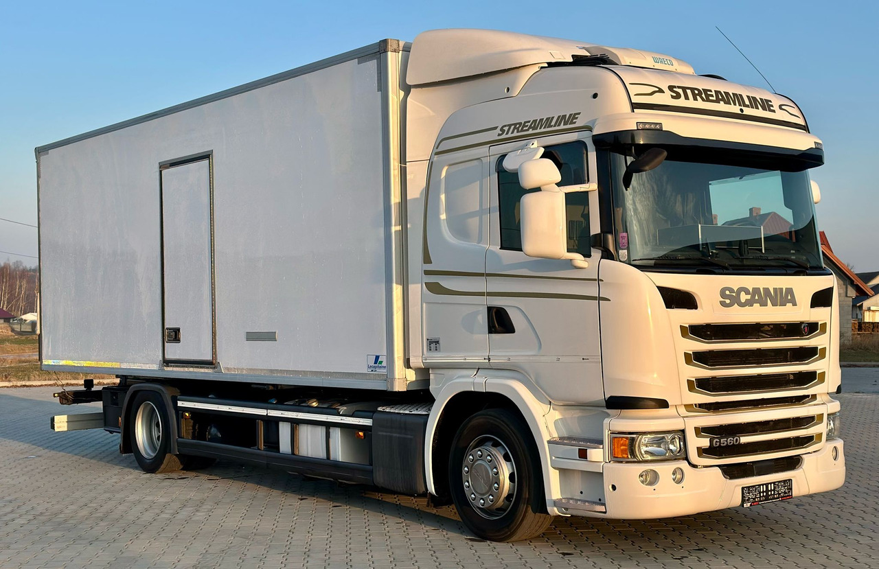 SCANIA G360 / IZOTERMA / 6.8 M DŁUGOŚCI / AUTOMAT / CAŁA NA PODUSZKACH / KLIMA POSTOJOWA / ELEKTRYCZNA ROLETA TYŁ / SYPIALKA - Camião isotérmico: foto 1 SCANIA G360 / IZOTERMA / 6.8 M DŁUGOŚCI / AUTOMAT / CAŁA NA PODUSZKACH / KLIMA POSTOJOWA / ELEKTRYCZNA ROLETA TYŁ / SYPIALKA - Camião isotérmico: foto 1