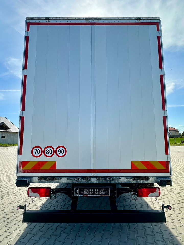 SCANIA R410 / FIRANKA / 21 EUROPALET / 8.5 M DŁUGOŚCI / 6x2 / PODWIESZA - Camião de lona: foto 5 SCANIA R410 / FIRANKA / 21 EUROPALET / 8.5 M DŁUGOŚCI / 6x2 / PODWIESZA - Camião de lona: foto 5