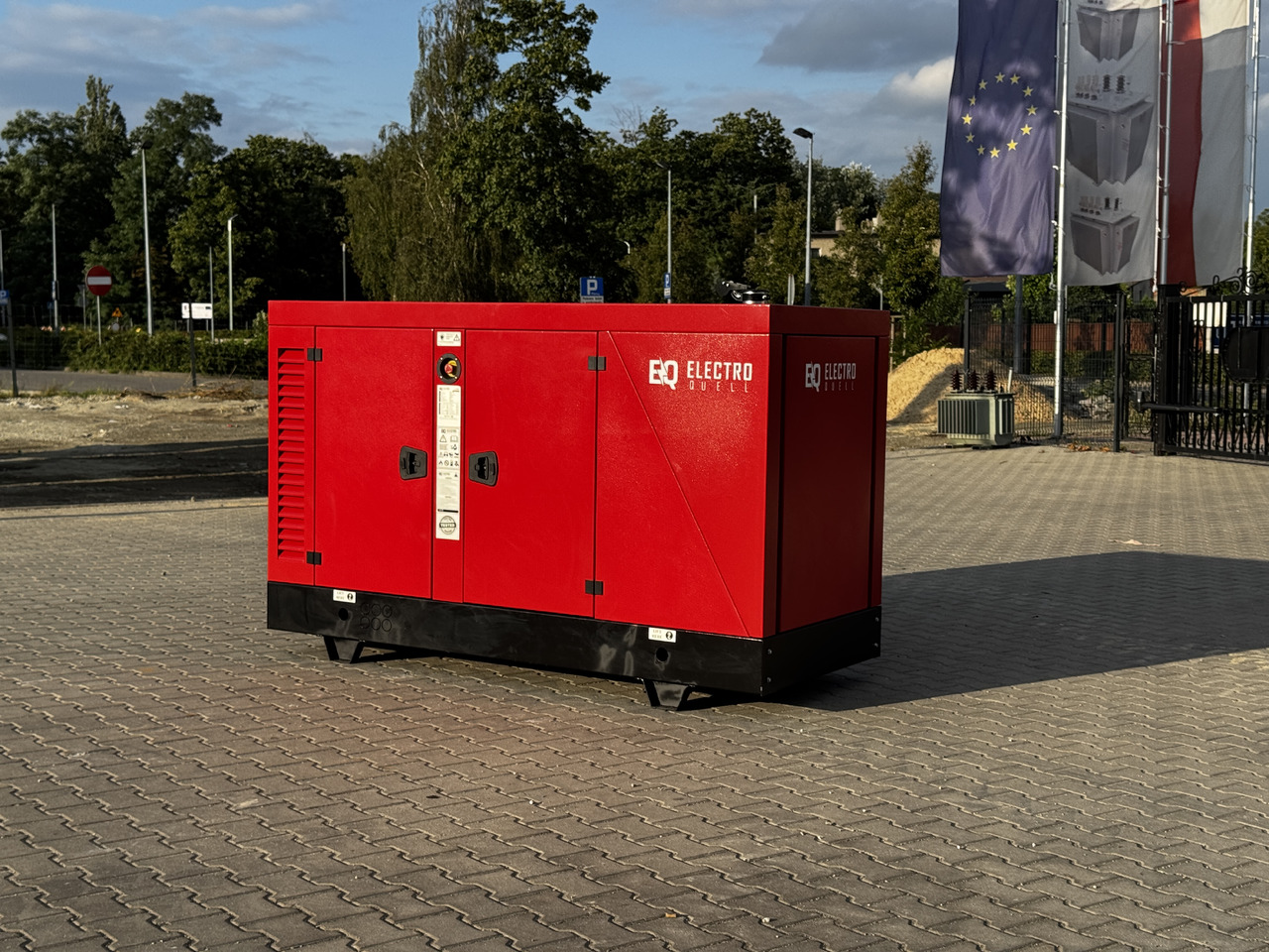 IVECO 45 kVA / 36 kW - Gerador elétrico: foto 2 IVECO 45 kVA / 36 kW - Gerador elétrico: foto 2