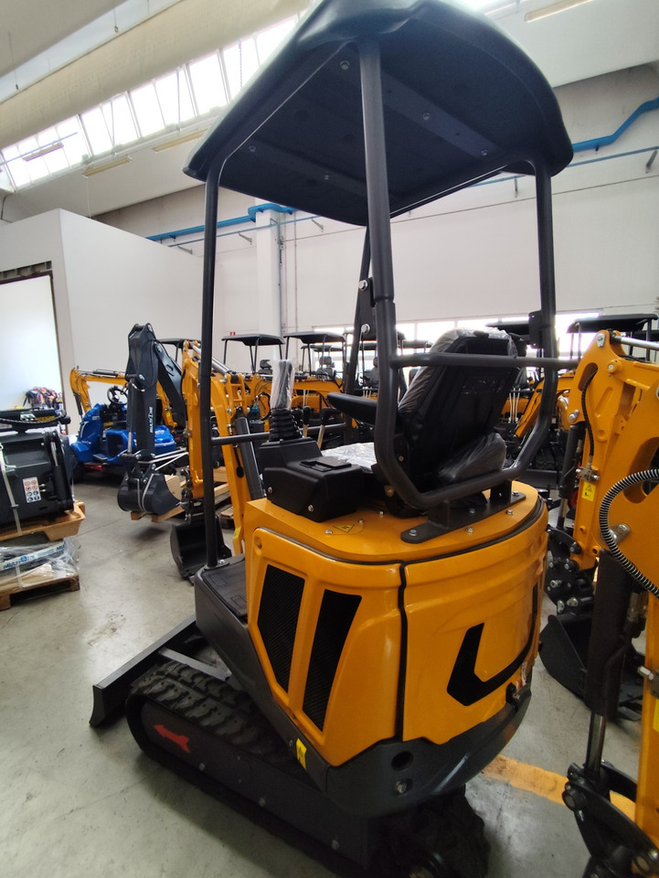 Müller Machinery Diesel Mini excavator 1.6 Ton - Müller Machinery MB 16 - SH Laidong LL380B motor - Mini escavadeira: foto 1 Müller Machinery Diesel Mini excavator 1.6 Ton - Müller Machinery MB 16 - SH Laidong LL380B motor - Mini escavadeira: foto 1