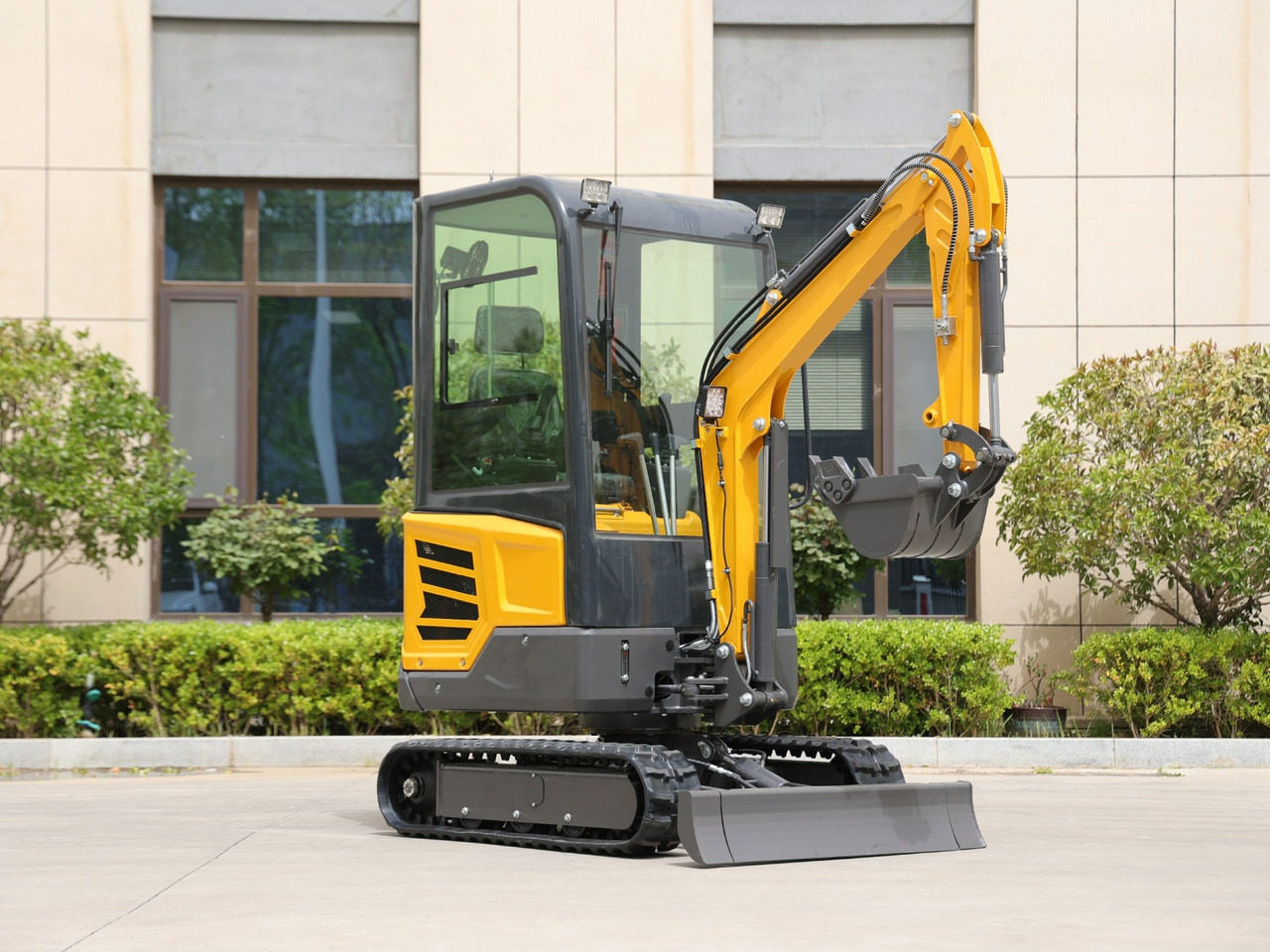 Müller Machinery Diesel Mini excavator 1.8 Ton - Müller Machinery MB 18 - KSH Laidong KB385B Motor - Mini escavadeira: foto 3 Müller Machinery Diesel Mini excavator 1.8 Ton - Müller Machinery MB 18 - KSH Laidong KB385B Motor - Mini escavadeira: foto 3