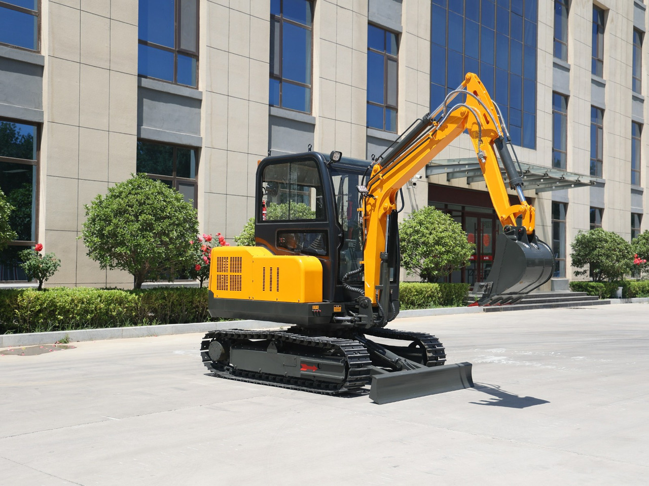 Müller Machinery Diesel Mini excavator 4 ton - Müller Machinery MB 40 - VKSH Xinchai 4D32 Series Motor - Mini escavadeira: foto 3 Müller Machinery Diesel Mini excavator 4 ton - Müller Machinery MB 40 - VKSH Xinchai 4D32 Series Motor - Mini escavadeira: foto 3