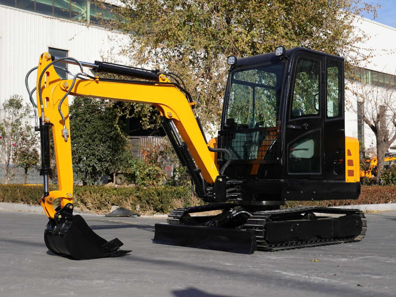 Müller Machinery - Xinchai 4D32 Motor Diesel Mini excavator 3.5 Ton - Müller Machinery MB 35 - VKSH - Mini escavadeira: foto 2 Müller Machinery - Xinchai 4D32 Motor Diesel Mini excavator 3.5 Ton - Müller Machinery MB 35 - VKSH - Mini escavadeira: foto 2