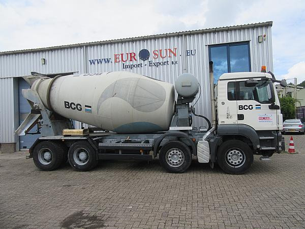 2009 MAN MIXER TRUCK 10M3 8x4 - Camião betoneira: foto 5 2009 MAN MIXER TRUCK 10M3 8x4 - Camião betoneira: foto 5