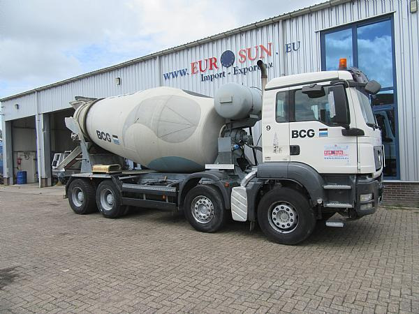 2009 MAN MIXER TRUCK 10M3 8x4 - Camião betoneira: foto 3 2009 MAN MIXER TRUCK 10M3 8x4 - Camião betoneira: foto 3