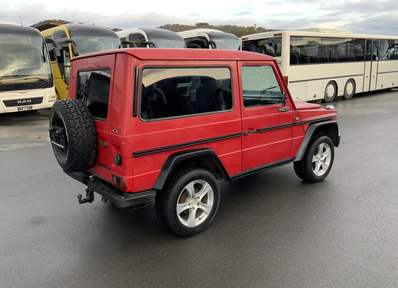 Mercedes-Benz G 300 - Automóvel: foto 4 Mercedes-Benz G 300 - Automóvel: foto 4