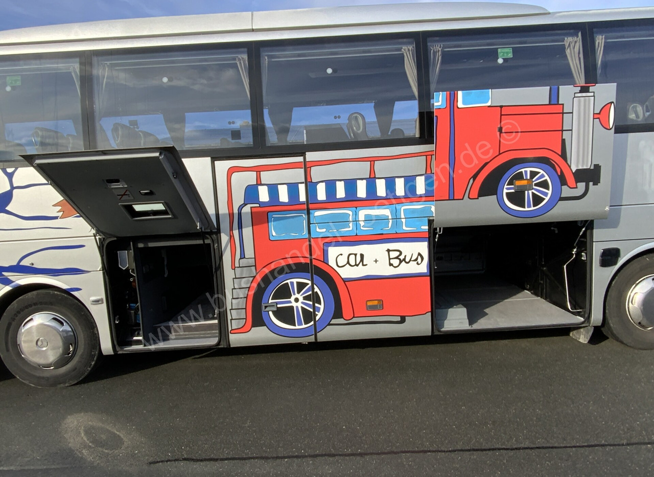 Mercedes-Benz Tourismo 16 RHD - Autocarro: foto 5 Mercedes-Benz Tourismo 16 RHD - Autocarro: foto 5