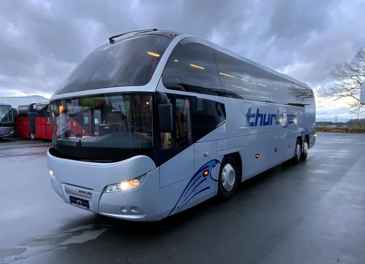 Neoplan Cityliner - Autocarro: foto 2 Neoplan Cityliner - Autocarro: foto 2