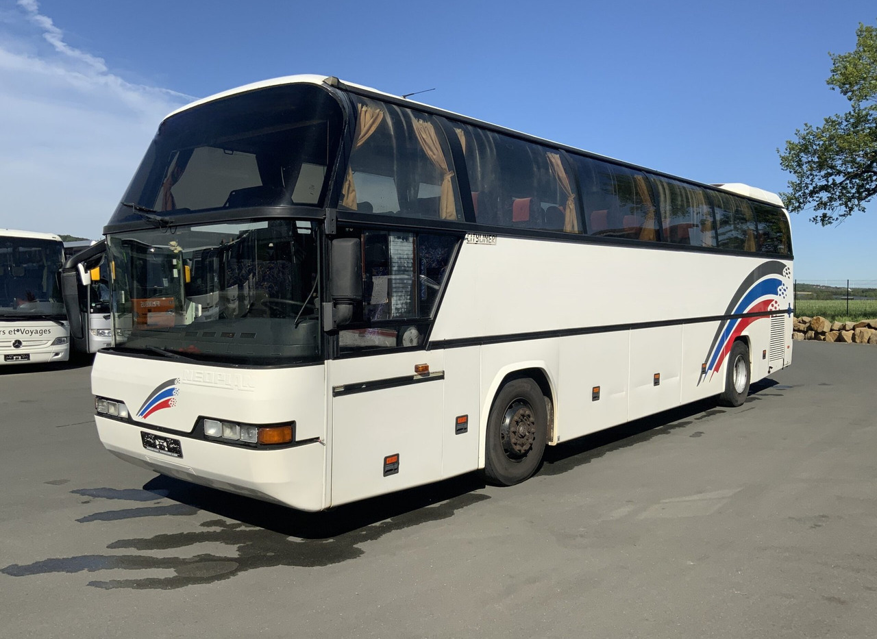 Neoplan N 116 - Autocarro: foto 2 Neoplan N 116 - Autocarro: foto 2