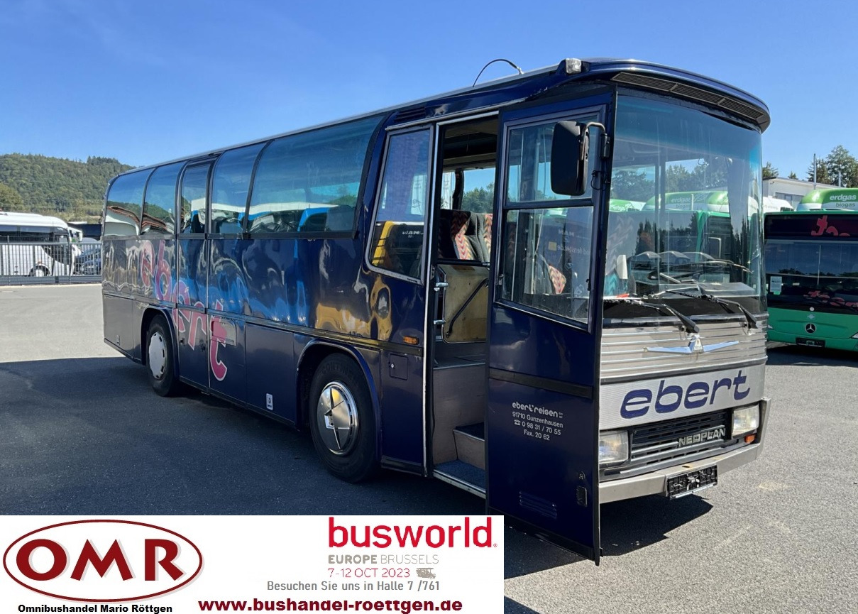 Neoplan N 212 - Autocarro: foto 1 Neoplan N 212 - Autocarro: foto 1