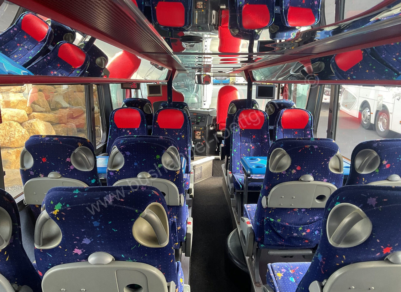 Locação financeira de Setra S 328 DT Setra S 328 DT: foto 16 Locação financeira de Setra S 328 DT Setra S 328 DT: foto 16