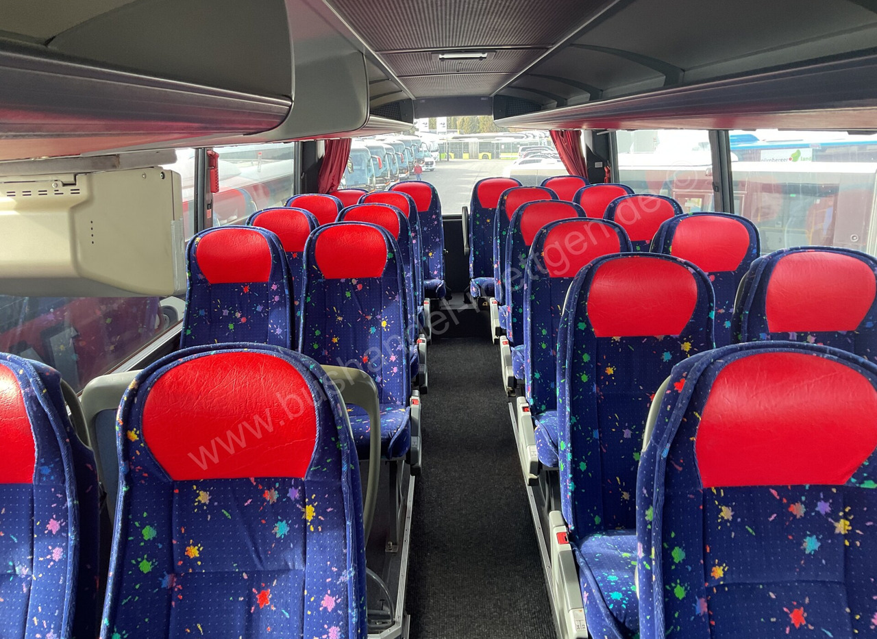 Locação financeira de Setra S 328 DT Setra S 328 DT: foto 12 Locação financeira de Setra S 328 DT Setra S 328 DT: foto 12