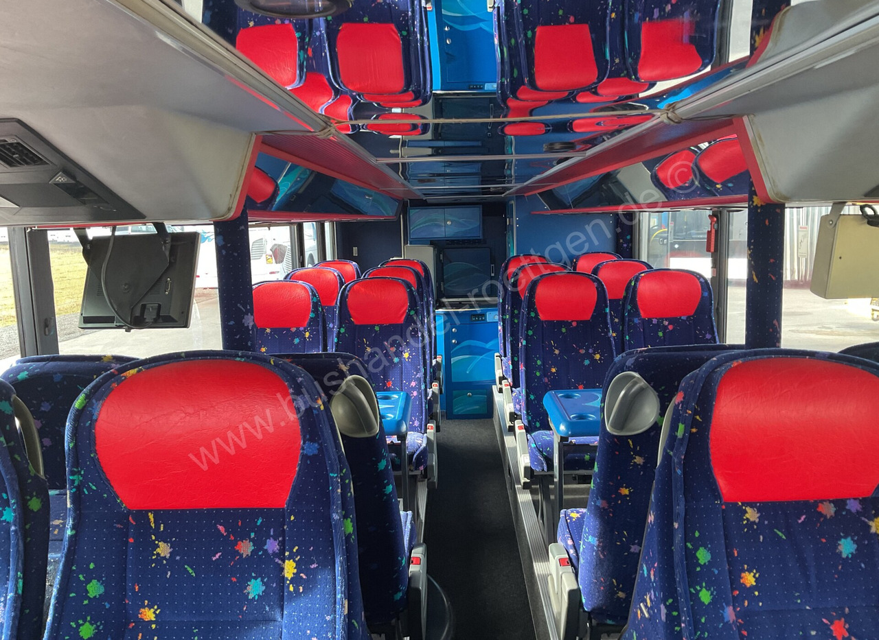 Locação financeira de Setra S 328 DT Setra S 328 DT: foto 14 Locação financeira de Setra S 328 DT Setra S 328 DT: foto 14