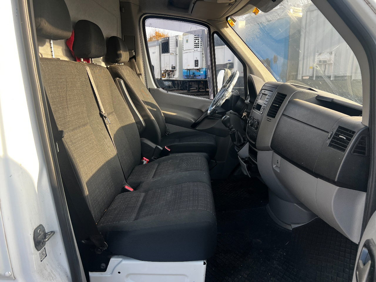 Carrinha de lona Mercedes-Benz Sprinter 316 Euro 6, Manual: foto 7 Carrinha de lona Mercedes-Benz Sprinter 316 Euro 6, Manual: foto 7