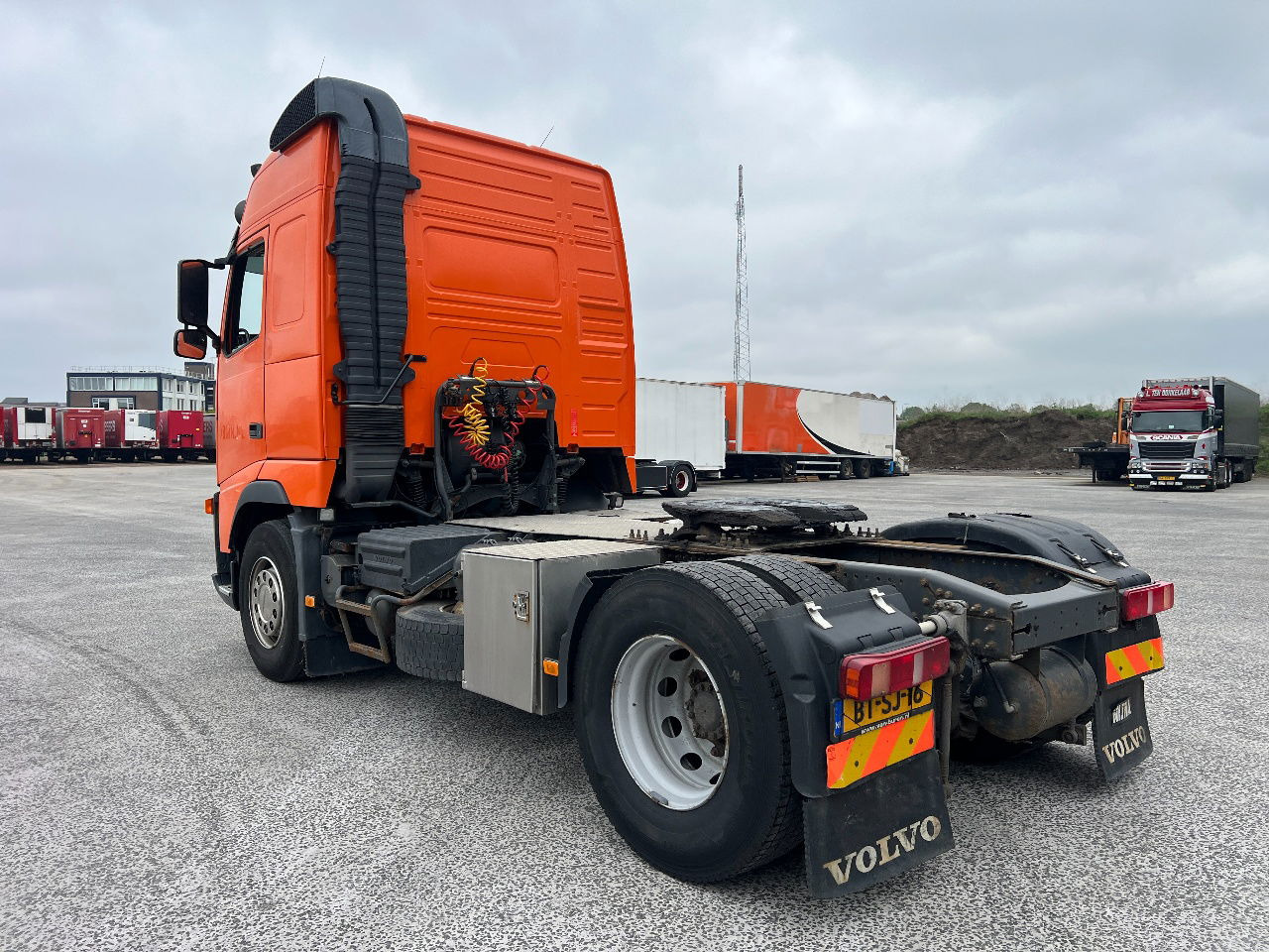Volvo FH 13.400 Globetrotter, Euro 5 - Tractor: foto 4 Volvo FH 13.400 Globetrotter, Euro 5 - Tractor: foto 4