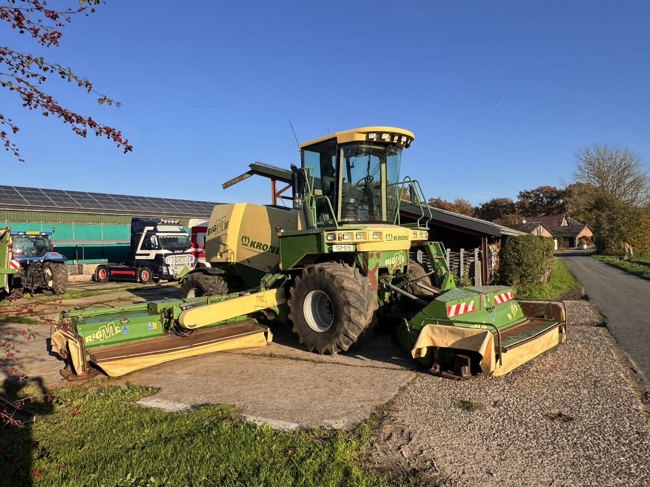 KRONE Big M II CV - Gadanheira: foto 1 KRONE Big M II CV - Gadanheira: foto 1