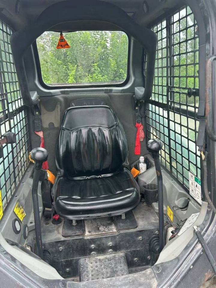 Bobcat S 450 - Mini pá carregadora: foto 4 Bobcat S 450 - Mini pá carregadora: foto 4