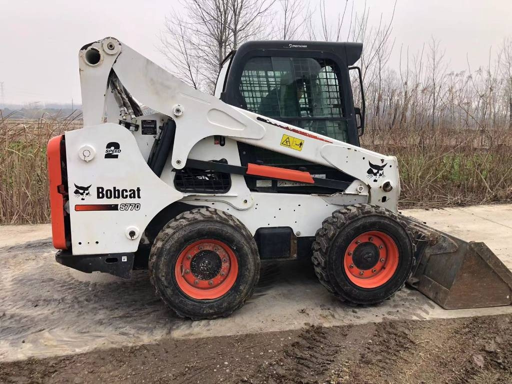 Bobcat T 770 - Mini pá carregadora: foto 1 Bobcat T 770 - Mini pá carregadora: foto 1