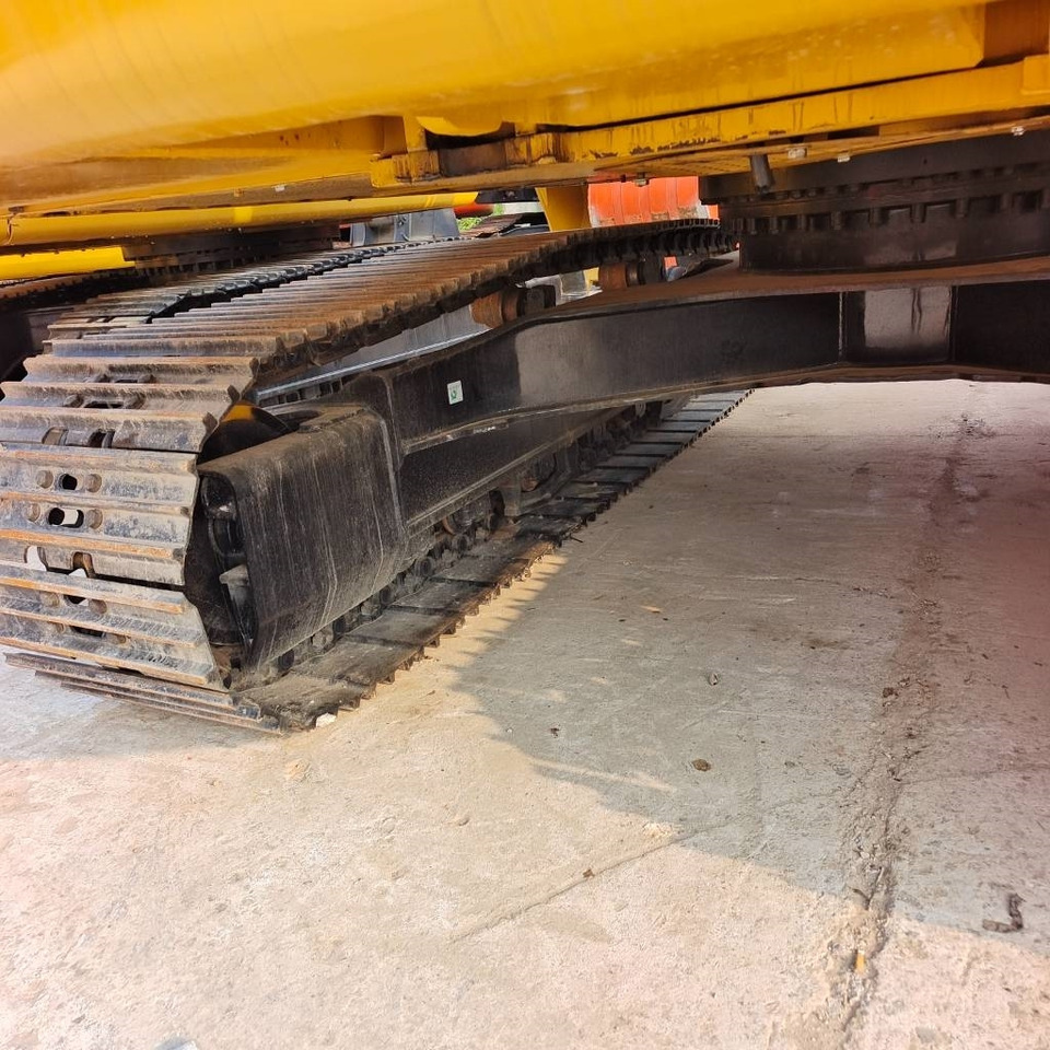 CAT 323 - Escavadora de rastos: foto 3 CAT 323 - Escavadora de rastos: foto 3