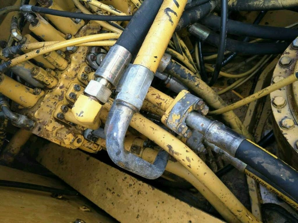 CAT 330 C - Escavadora de rastos: foto 3 CAT 330 C - Escavadora de rastos: foto 3