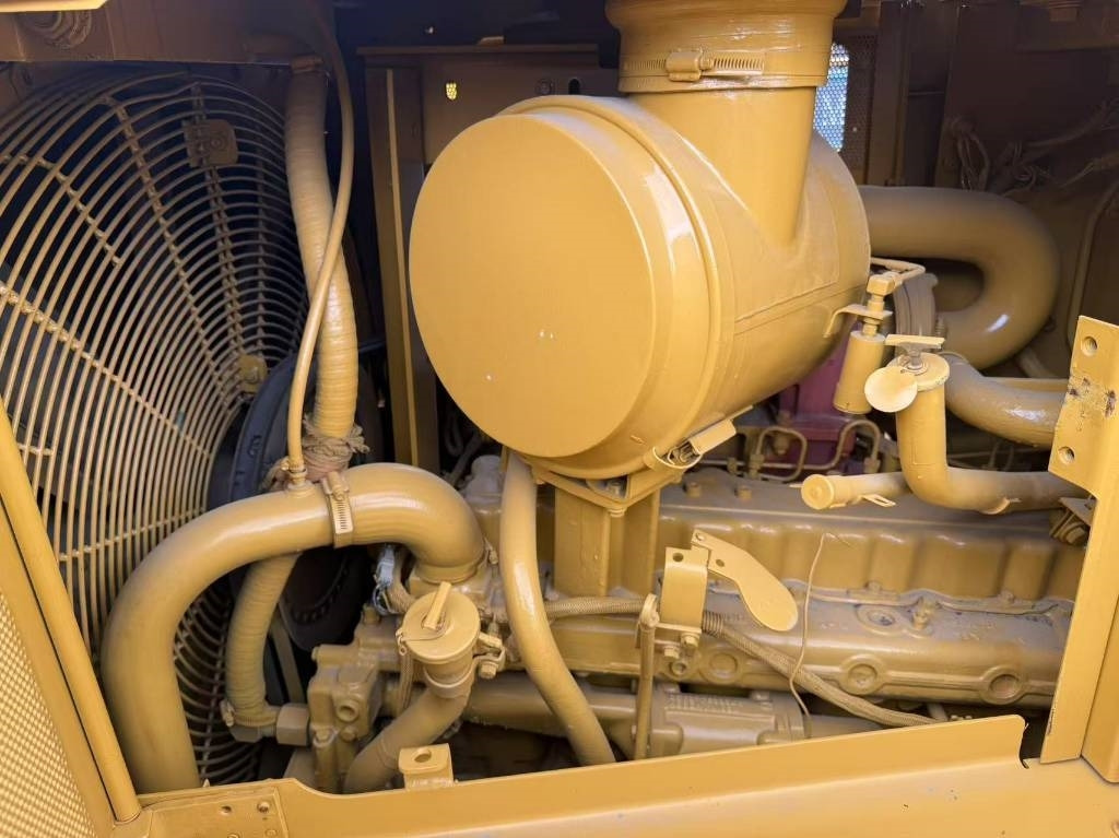 Buldôzer CAT D 6 R: foto 6