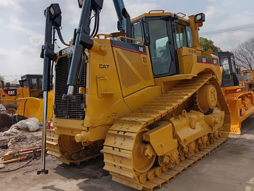 CAT D 8 T - Buldôzer: foto 2 CAT D 8 T - Buldôzer: foto 2