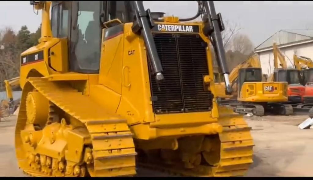 CAT D 8 T - Buldôzer: foto 2 CAT D 8 T - Buldôzer: foto 2