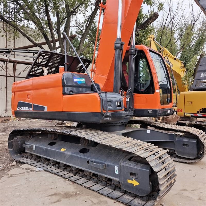 Doosan DX 225 LC-9C - Escavadora de rastos: foto 3 Doosan DX 225 LC-9C - Escavadora de rastos: foto 3