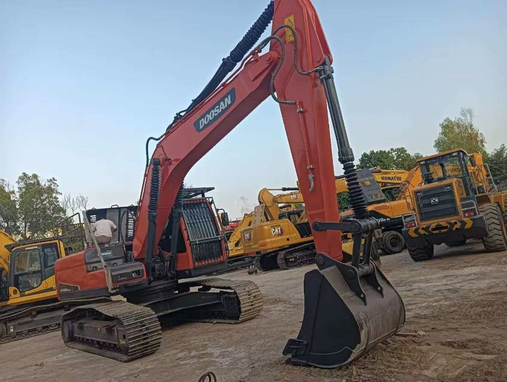 Escavadora de rastos Doosan DX 225 LC: foto 14 Escavadora de rastos Doosan DX 225 LC: foto 14