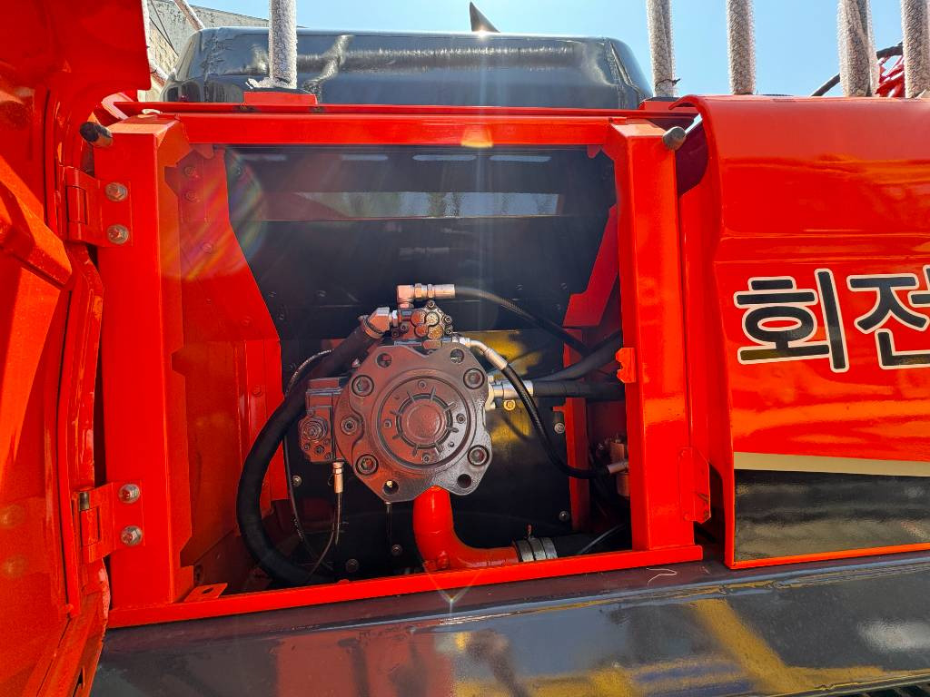 Escavadora de rastos Doosan DX 300 LC-9S: foto 16