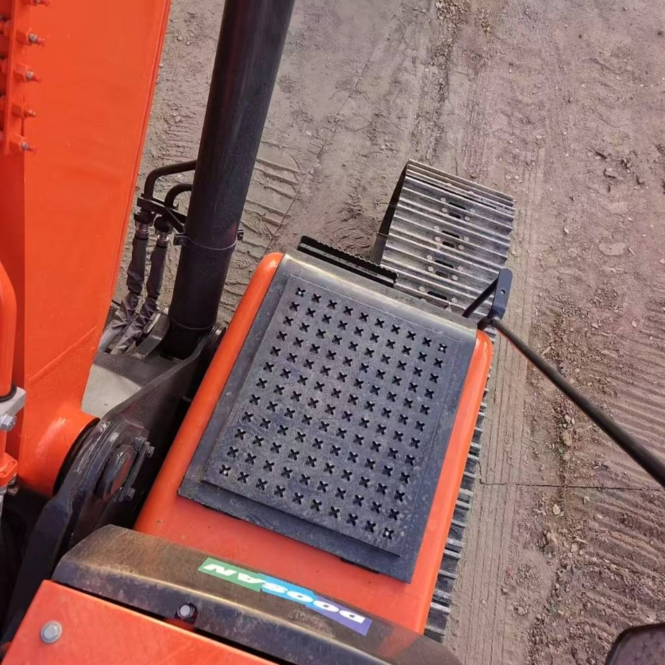 Doosan DX 300 LC - Escavadora de rastos: foto 5 Doosan DX 300 LC - Escavadora de rastos: foto 5