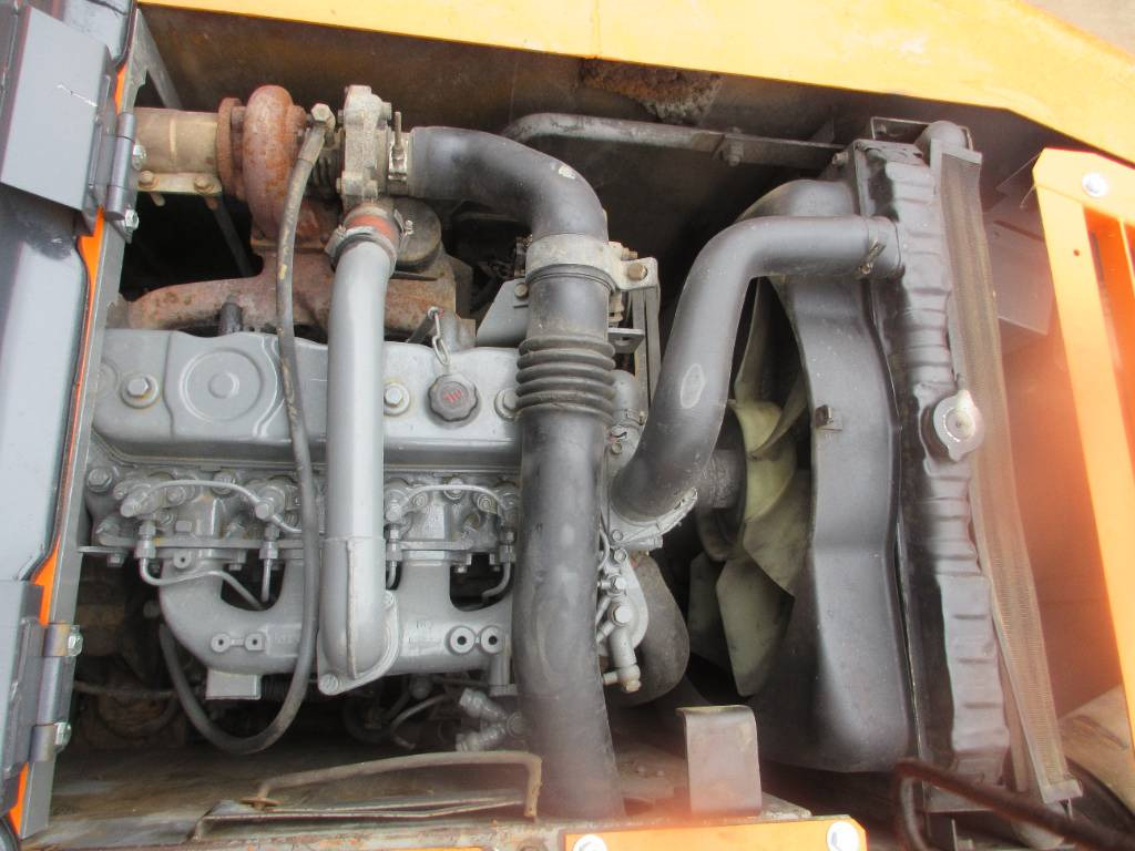 Escavadora de rastos Hitachi EX 120-3: foto 29