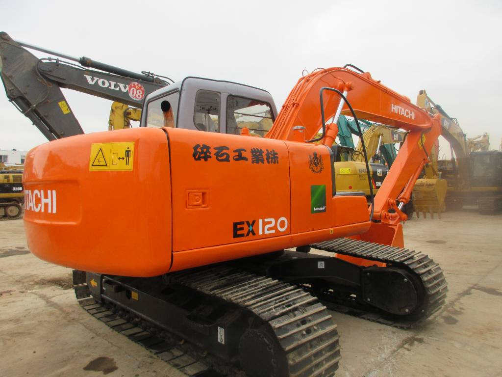 Escavadora de rastos Hitachi EX 120-3: foto 13