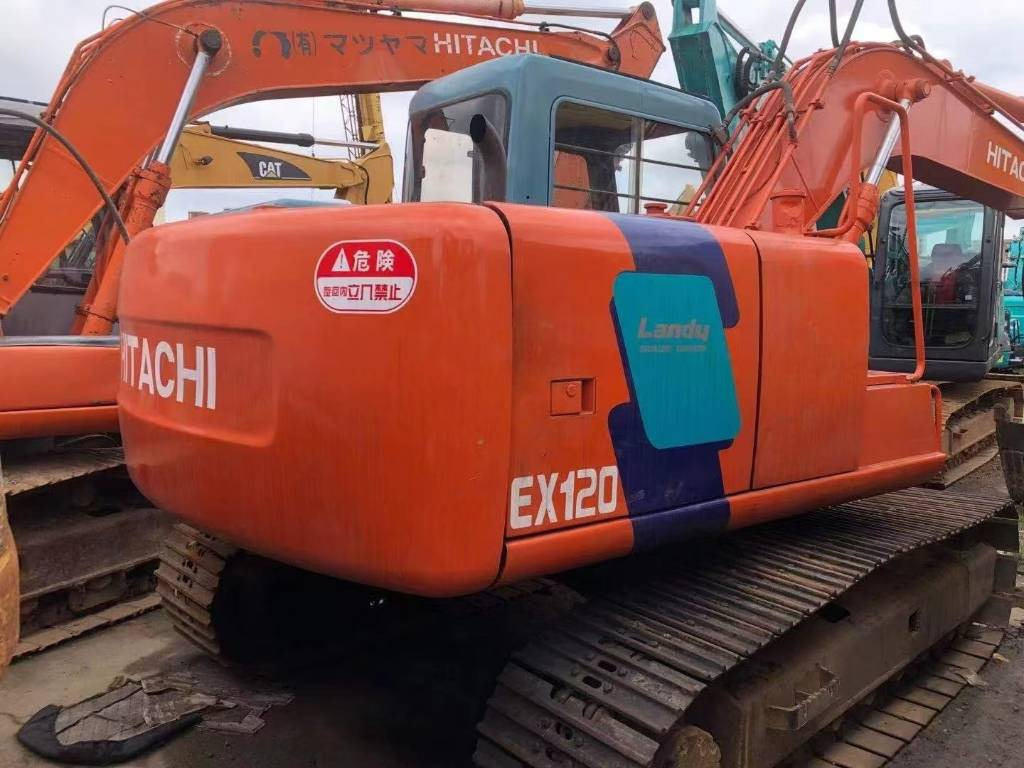 Hitachi EX 120-3 - Escavadora de rastos: foto 1 Hitachi EX 120-3 - Escavadora de rastos: foto 1
