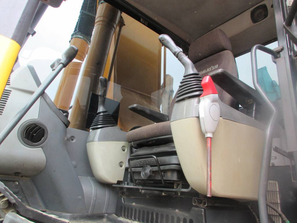Escavadora de rastos Hitachi EX 120-3: foto 10