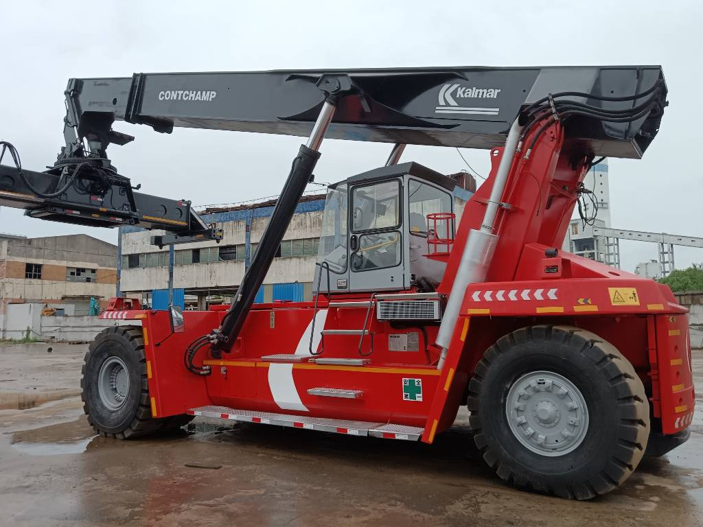 Kalmar DRF 450 - Reachstacker porta contentores: foto 1 Kalmar DRF 450 - Reachstacker porta contentores: foto 1
