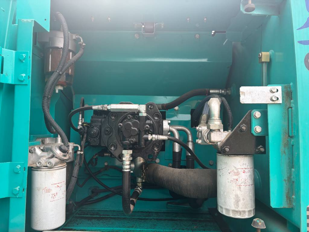 Escavadora de rastos Kobelco SK 210: foto 11