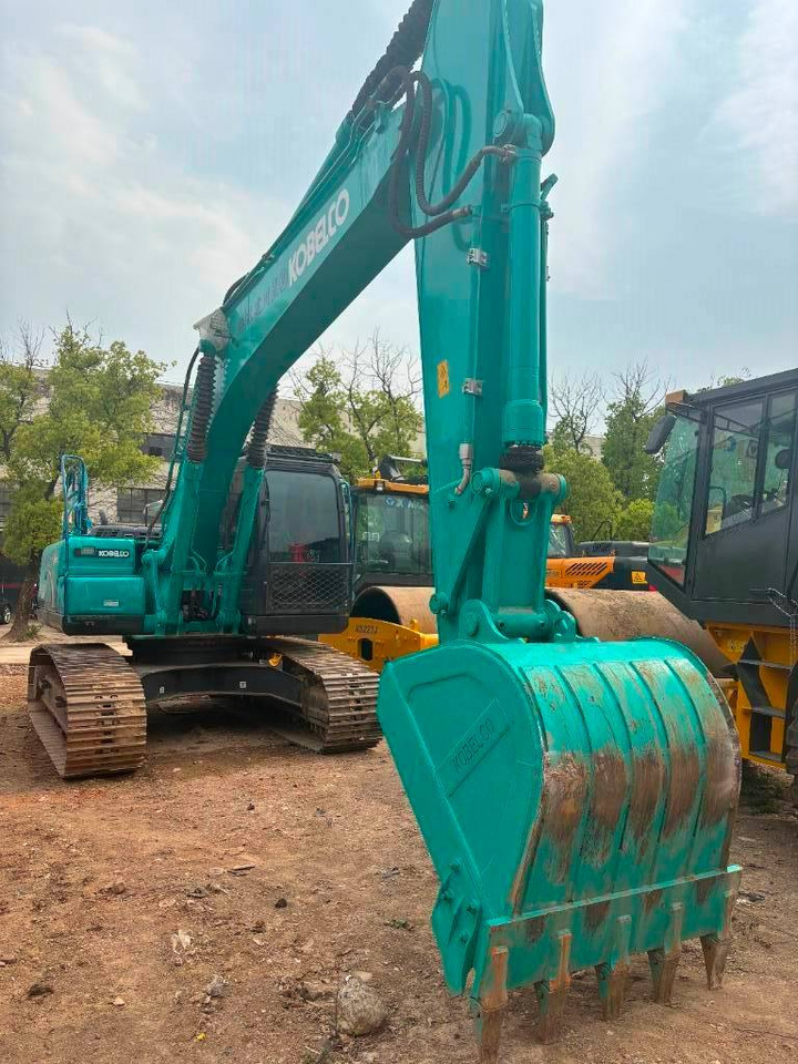 Kobelco SK 210 - Escavadora de rastos: foto 3 Kobelco SK 210 - Escavadora de rastos: foto 3