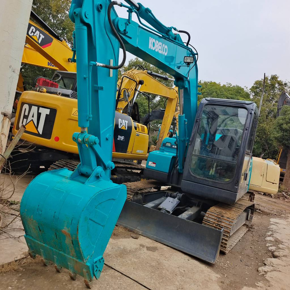 Kobelco SK 75 - Mini escavadeira: foto 3 Kobelco SK 75 - Mini escavadeira: foto 3