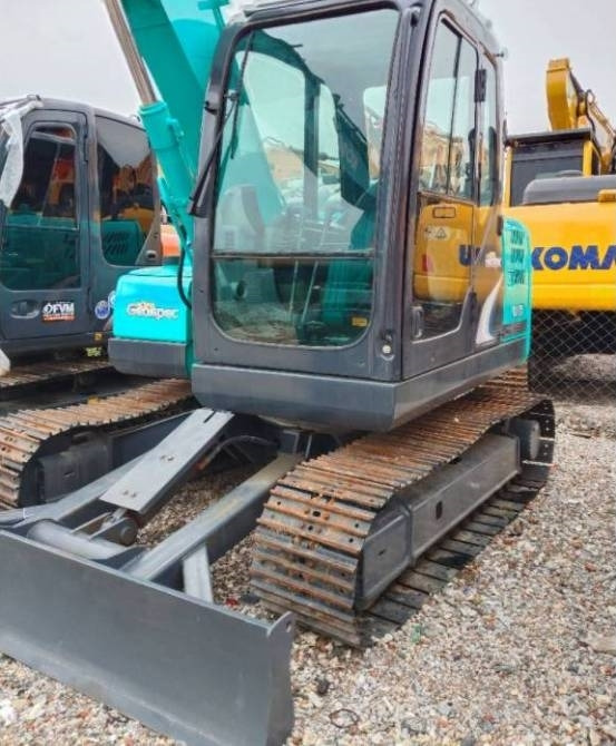 Kobelco SK 75 SR - Mini escavadeira: foto 3 Kobelco SK 75 SR - Mini escavadeira: foto 3