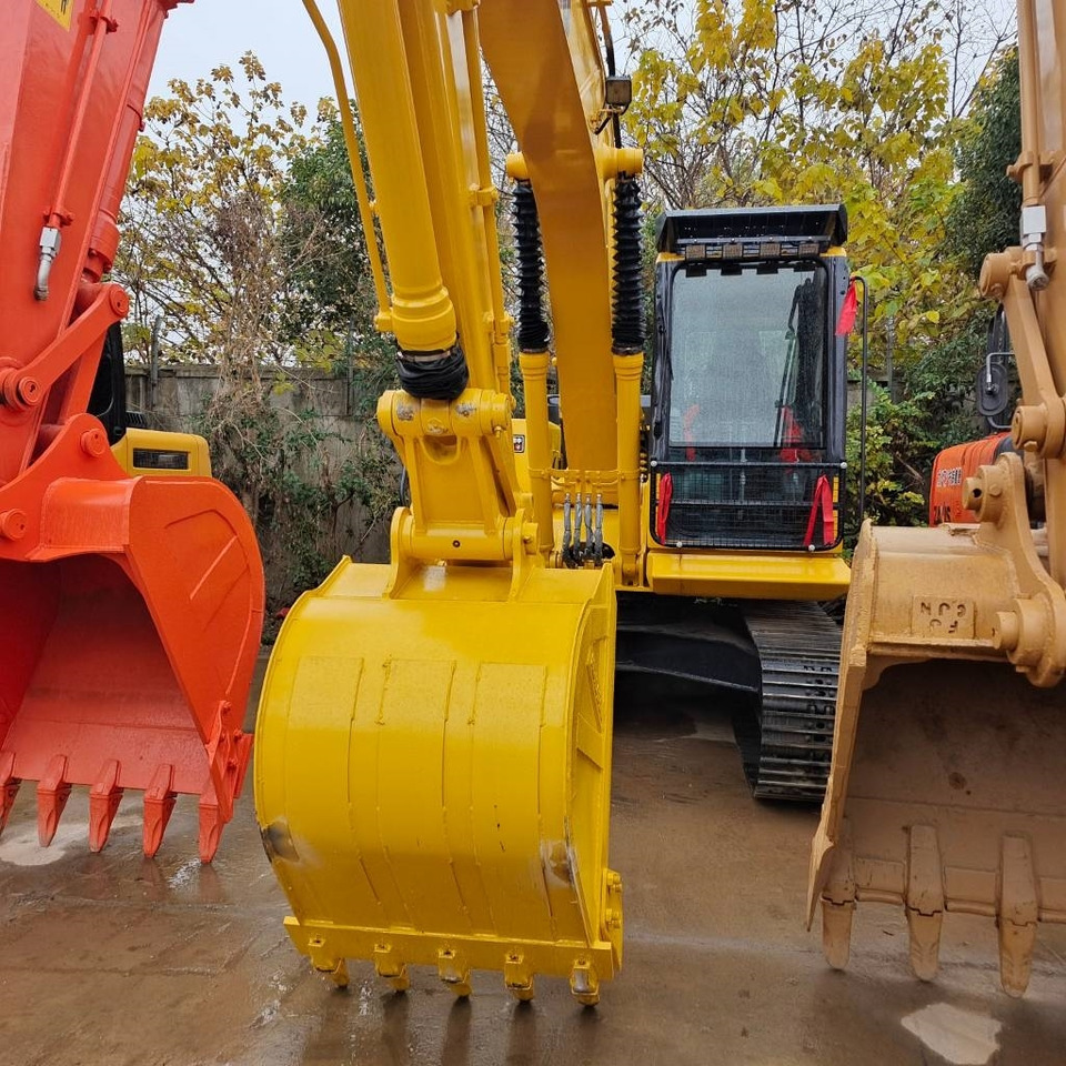 Komatsu PC 130 - Escavadora de rastos: foto 2 Komatsu PC 130 - Escavadora de rastos: foto 2