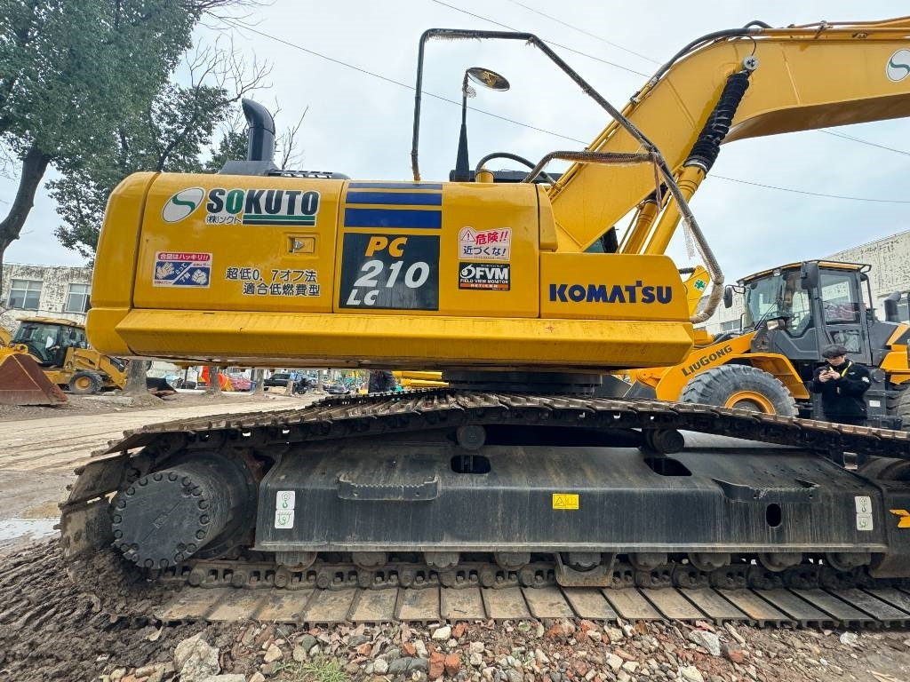 Komatsu PC 210 LC - Escavadora de rastos: foto 4 Komatsu PC 210 LC - Escavadora de rastos: foto 4